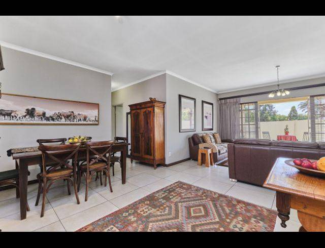 3 BEDROOM CLUSTER FOR SALE IN SUNNINGHILL
